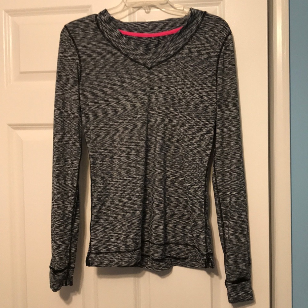 Long sleeved tee